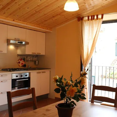Gaia Holidays Apartamento *